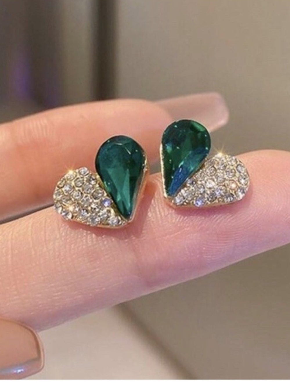 Green Crystal Heart Drop Stud Earrings - Gold Tone NWT